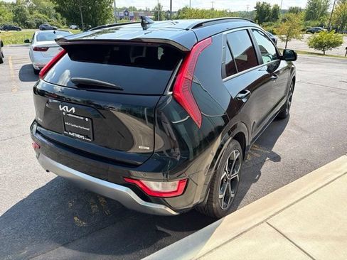Certified 2023 Kia Niro EX Touring FWD image 5