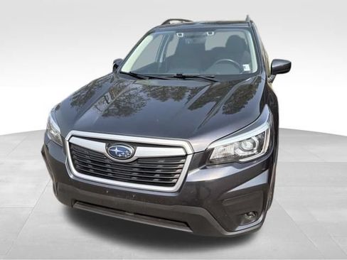 Used 2019 Subaru Forester Premium AWD/4WD image 2