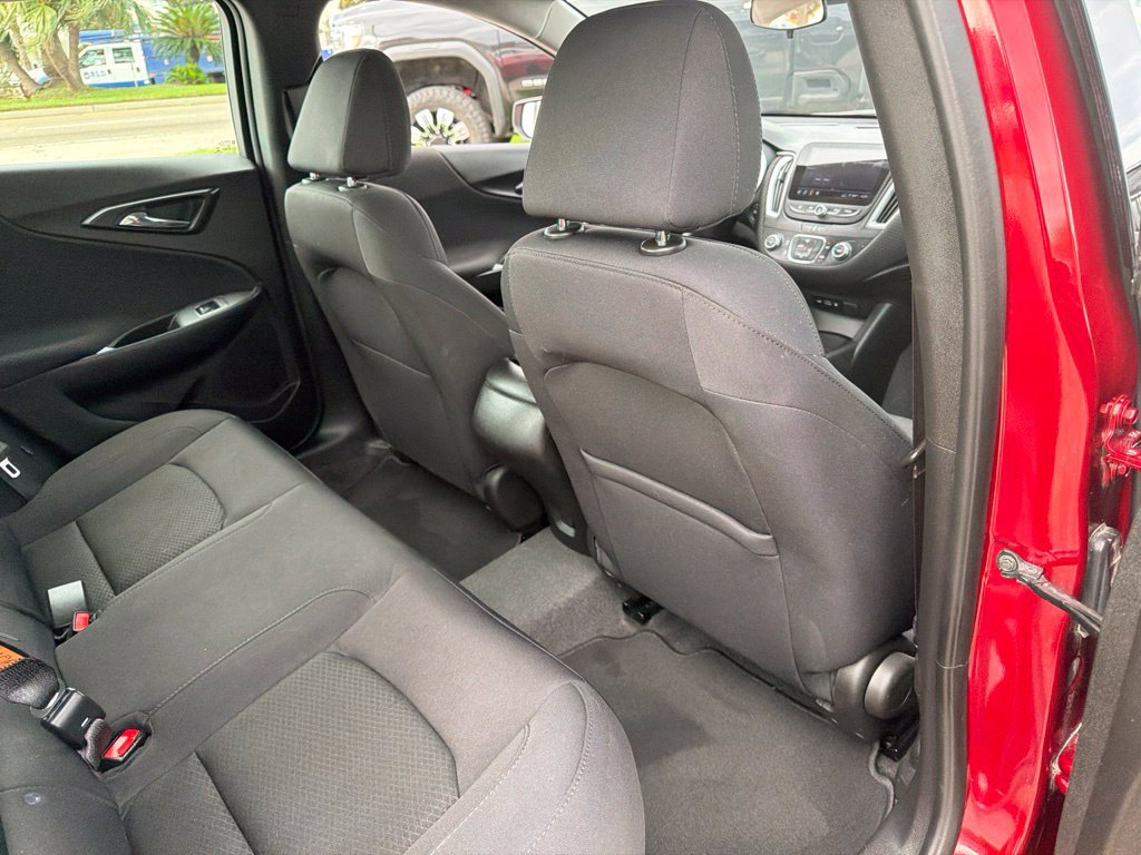 Used 2024 Chevrolet Malibu RS FWD image 19