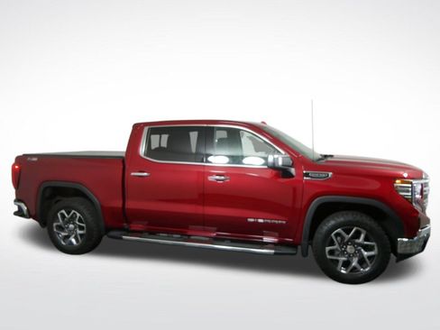 Used 2025 GMC Sierra 1500 SLT w/ SLT Premium Plus Package AWD/4WD image 2