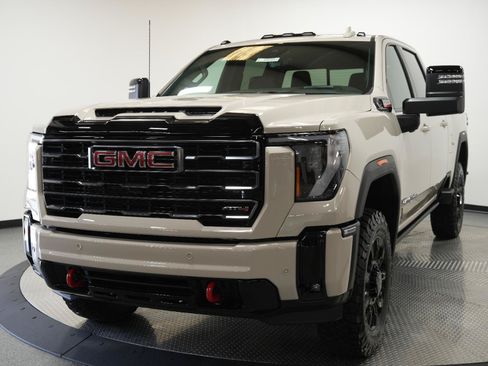 New 2026 GMC Sierra 2500 AT4 w/ AT4 Premium Plus Package AWD/4WD image 3
