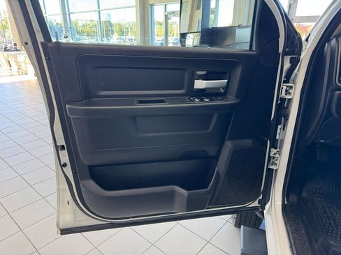 Used 2019 RAM 5500 Tradesman w/ Ambulance Prep Group image 9