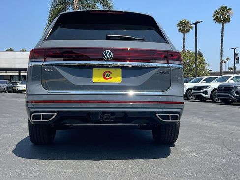 New 2025 Volkswagen Atlas SEL Premium R-Line image 10