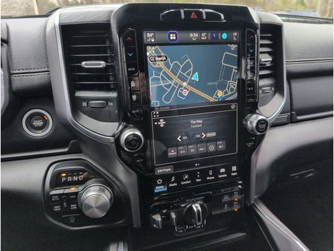 Used 2023 RAM 1500 Laramie image 13