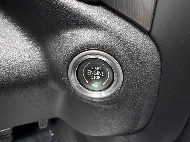 Used 2020 GMC Sierra 1500 AT4 w/ AT4 Premium Package AWD/4WD image 18