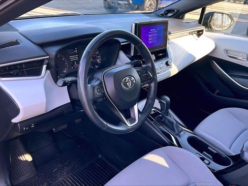 Certified 2023 Toyota Corolla SE w/ SE Premium Package image 17