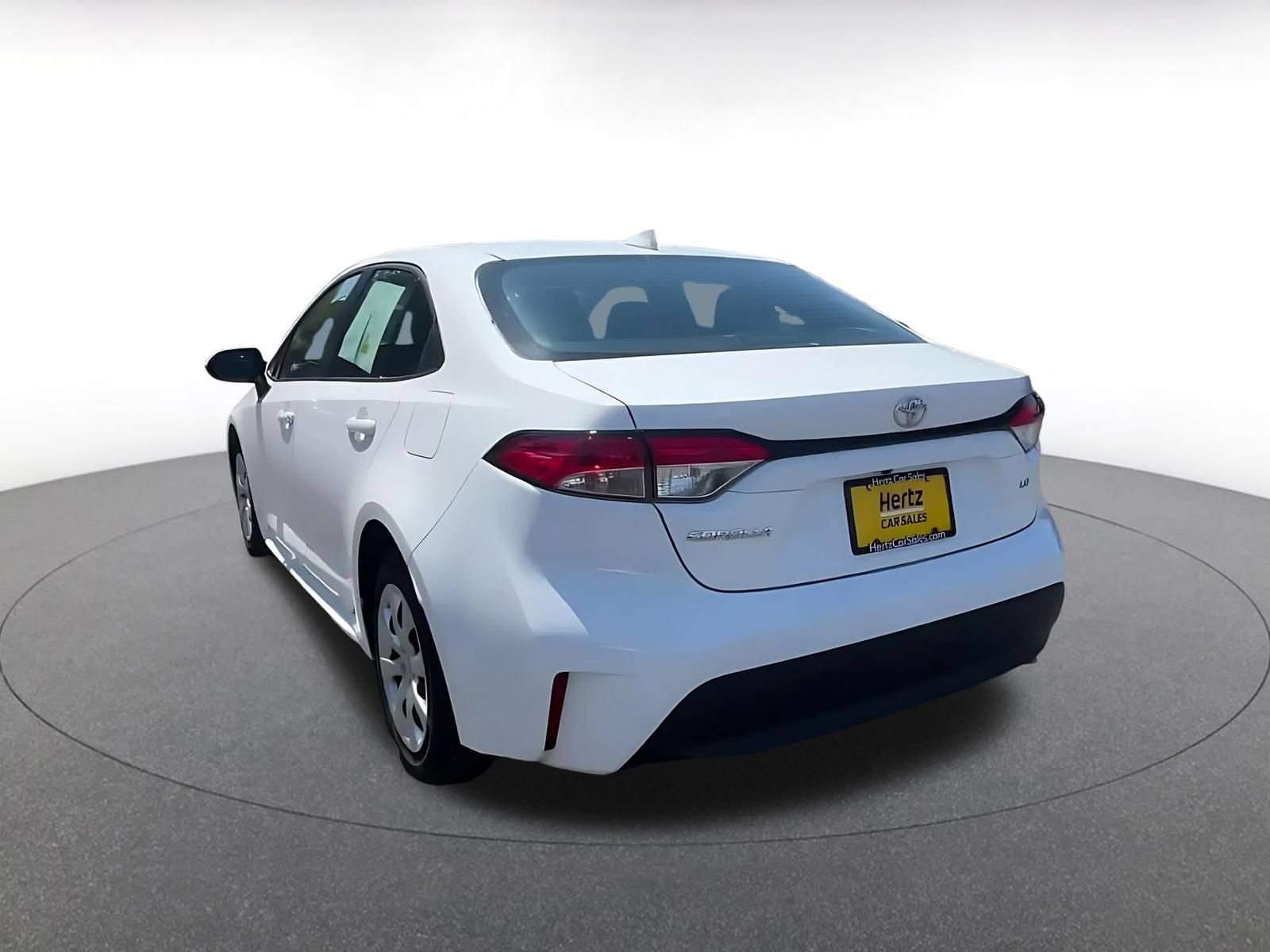 Used 2025 Toyota Corolla LE FWD image 10