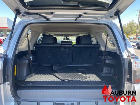 Used 2018 Toyota 4Runner Limited AWD/4WD image 11
