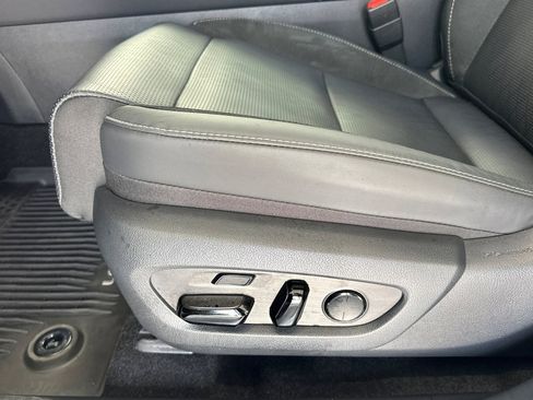 Certified 2025 Lexus RX 450h AWD w/ Luxury Package image 14