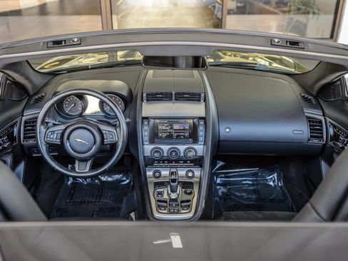 Used 2016 Jaguar F-TYPE Convertible RWD image 3