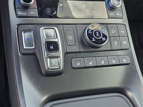 Certified 2025 Hyundai Palisade Calligraphy image 23