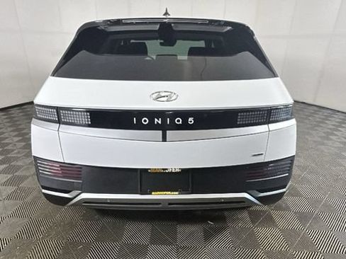 Used 2023 Hyundai Ioniq 5 SEL w/ Cargo Package AWD/4WD image 3