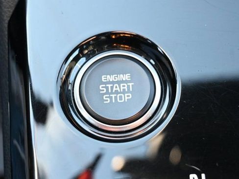 Used 2023 Kia Sportage X-Line image 32