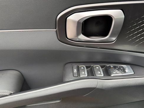 New 2026 Kia Sorento S image 9