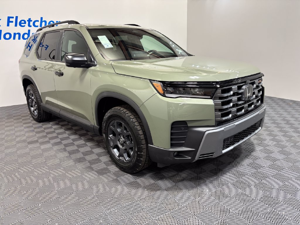 New 2026 Honda Pilot TrailSport image 9