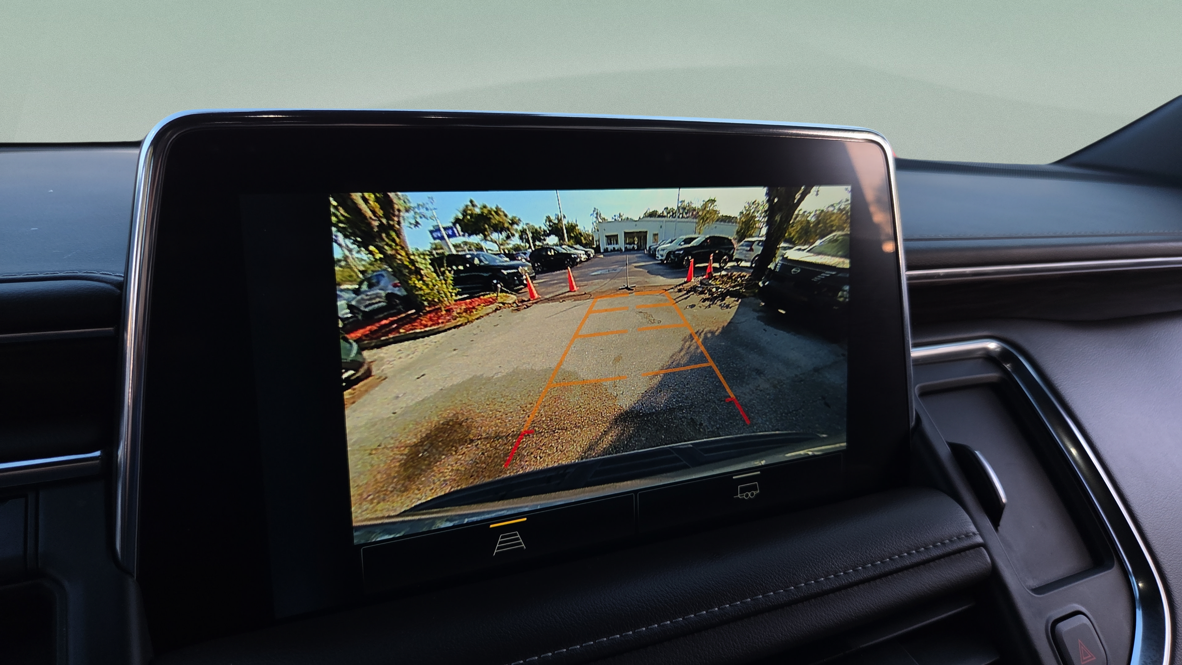 Used 2023 Chevrolet Tahoe LT RWD image 19