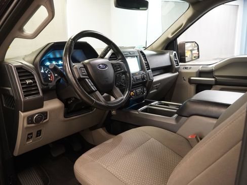 Used 2018 Ford F150 XLT w/ Equipment Group 302A Luxury AWD/4WD image 6