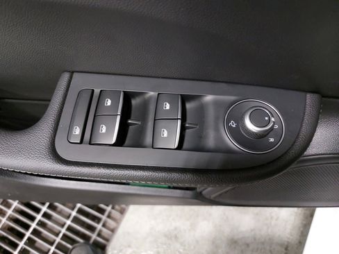 New 2025 Alfa Romeo Giulia AWD w/ Veloce Package AWD image 30
