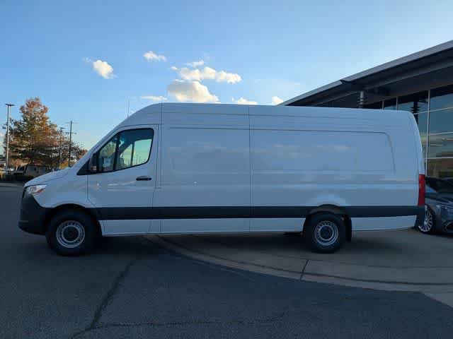 Used 2026 Mercedes-Benz Sprinter 2500 image 5
