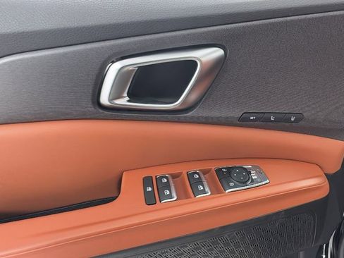 New 2026 Kia Carnival EX image 21