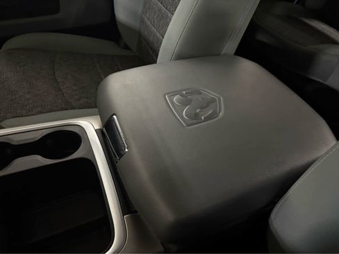 Used 2018 RAM 1500 Big Horn AWD/4WD image 29