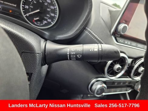 Used 2024 Nissan Sentra SV FWD image 22