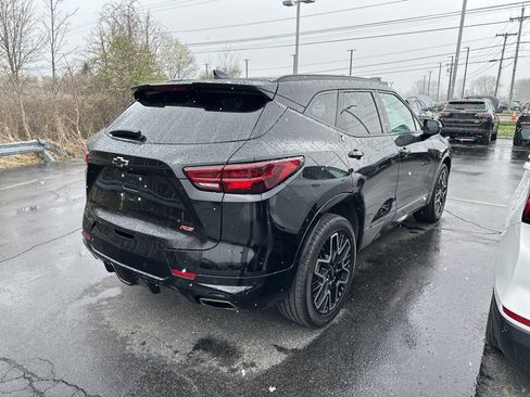Used 2023 Chevrolet Blazer RS image 2