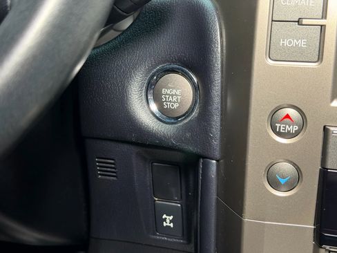 Used 2014 Lexus GX 460 w/ Premium Package image 45