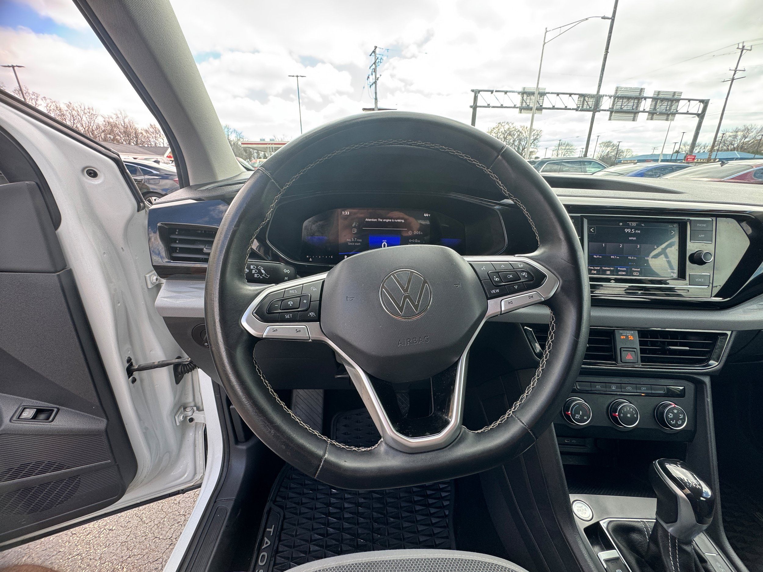Used 2022 Volkswagen Taos S w/ IQ Drive S Package FWD image 9