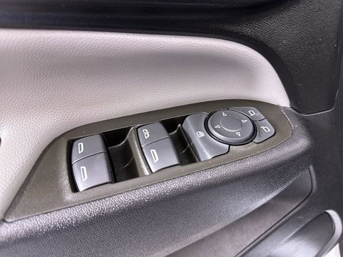 Used 2023 Chevrolet Equinox LT image 60