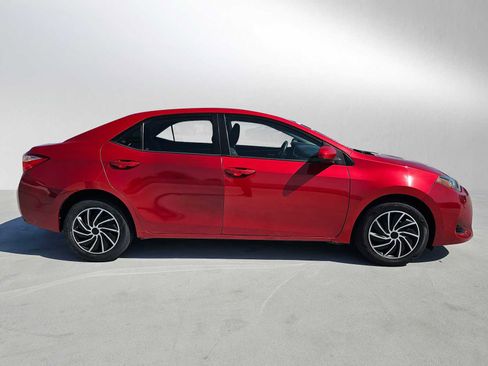 Used 2019 Toyota Corolla LE FWD image 2