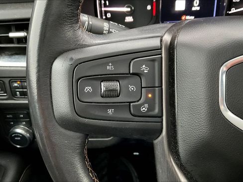 Used 2021 GMC Yukon XL AT4 w/ AT4 Premium Package image 13