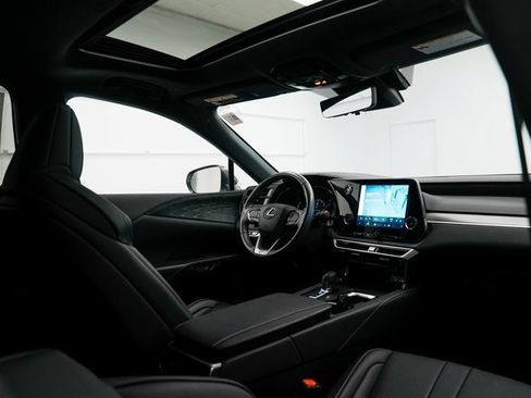 Used 2023 Lexus RX 350 F Sport image 31