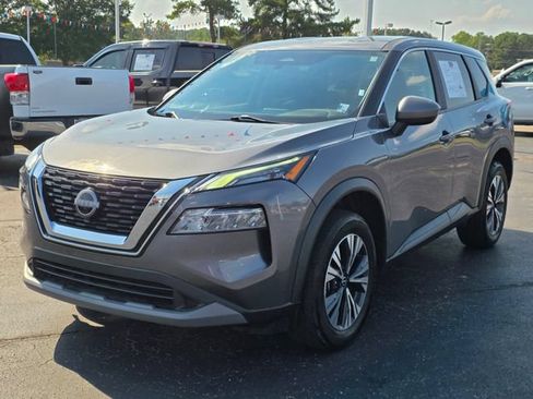 Used 2023 Nissan Rogue SV FWD image 5