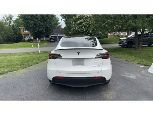 Used 2021 Tesla Model Y Performance AWD/4WD image 4
