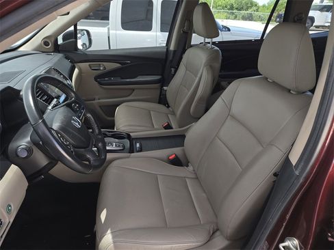 Used 2021 Honda Pilot Touring image 27