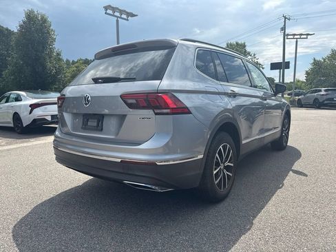Used 2021 Volkswagen Tiguan SE AWD/4WD image 5
