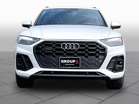 Used 2025 Audi Q5 2.0T Premium w/ Convenience Plus Package AWD/4WD image 3
