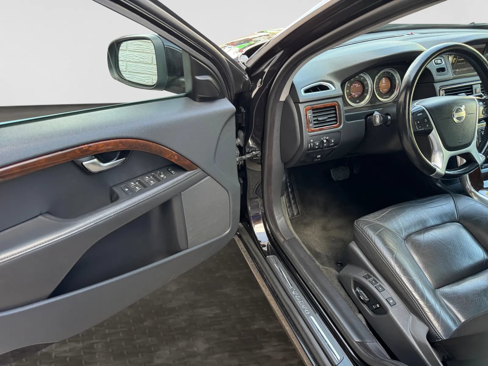 Used 2012 Volvo S80 3.2 FWD image 11