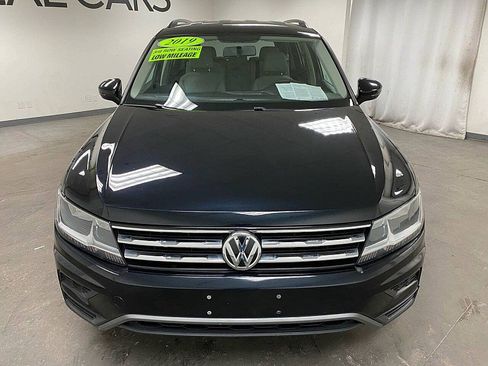 Used 2019 Volkswagen Tiguan S image 9