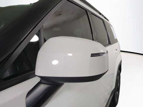 Certified 2025 Hyundai Santa Fe SEL image 12