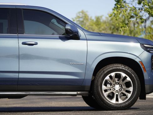 New 2025 Chevrolet Tahoe LS AWD/4WD image 6