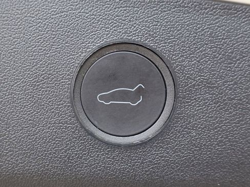 Used 2023 Tesla Model 3 Performance image 56