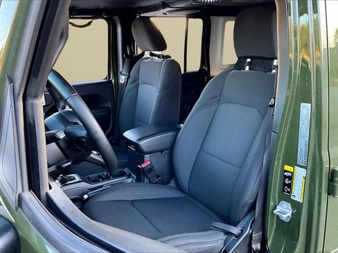 Certified 2021 Jeep Wrangler Willys image 19