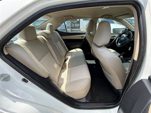 Used 2014 Toyota Corolla LE FWD image 25