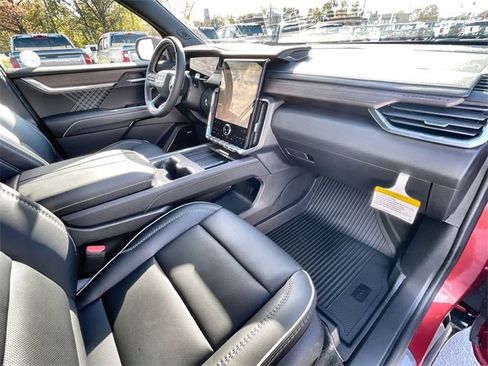 New 2026 GMC Acadia Denali image 29