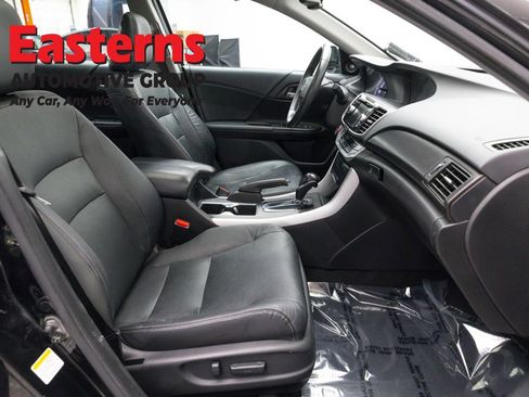 Used 2015 Honda Accord EX-L image 26