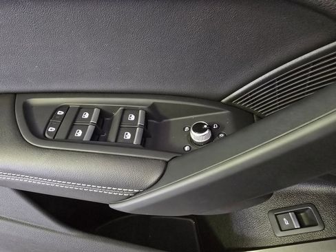 Used 2022 Audi Q5 2.0T Premium Plus w/ Premium Plus Package image 10