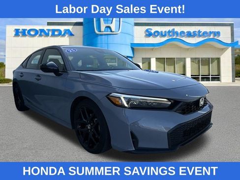 Used 2025 Honda Civic Sport image 3
