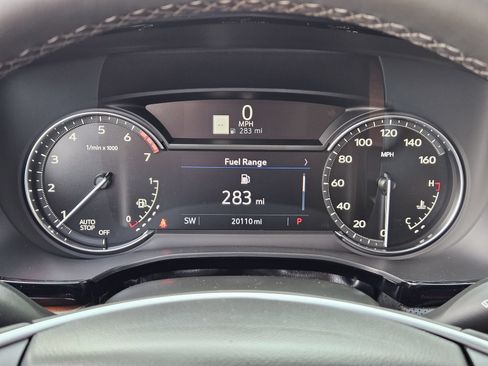 Used 2025 Cadillac XT5 Premium Luxury FWD image 18
